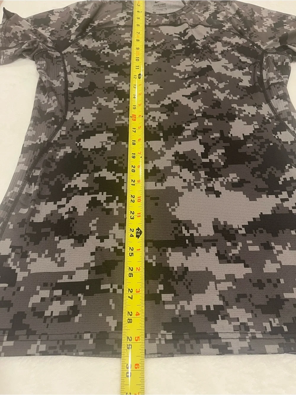 Nike Pro Hypercool Fitted Digital Camo Short Sleeve Shirt - Medium